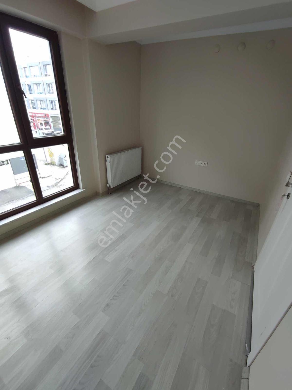 Fazelden Esenli Cad. Üstü Tramvaya 1 Dk Yürüme Mesafesinde 2+1 - Görsel 24