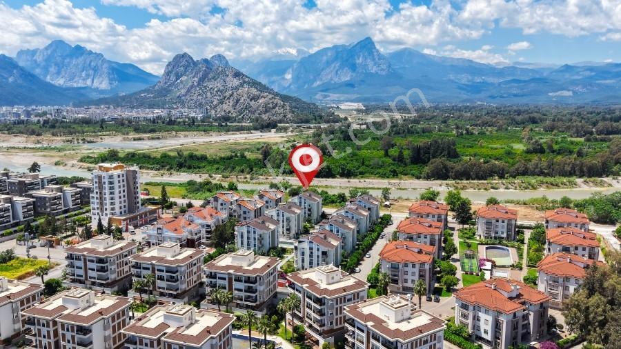 Konyaaltının Gözde Semtinde İkbal Konaklarında 5+1 Dubleks Daire - Görsel 33