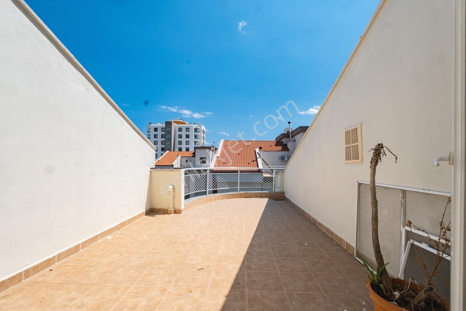Konyaaltının Gözde Semtinde İkbal Konaklarında 5+1 Dubleks Daire - Görsel 11
