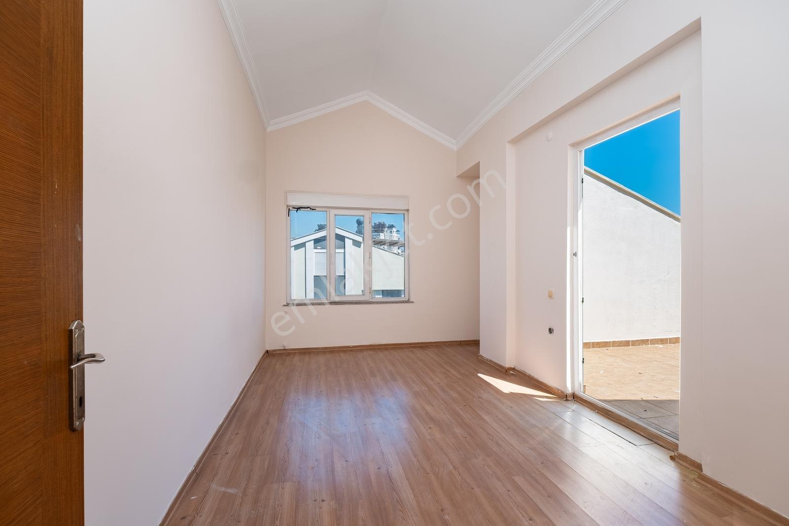 Konyaaltının Gözde Semtinde İkbal Konaklarında 5+1 Dubleks Daire - Görsel 30