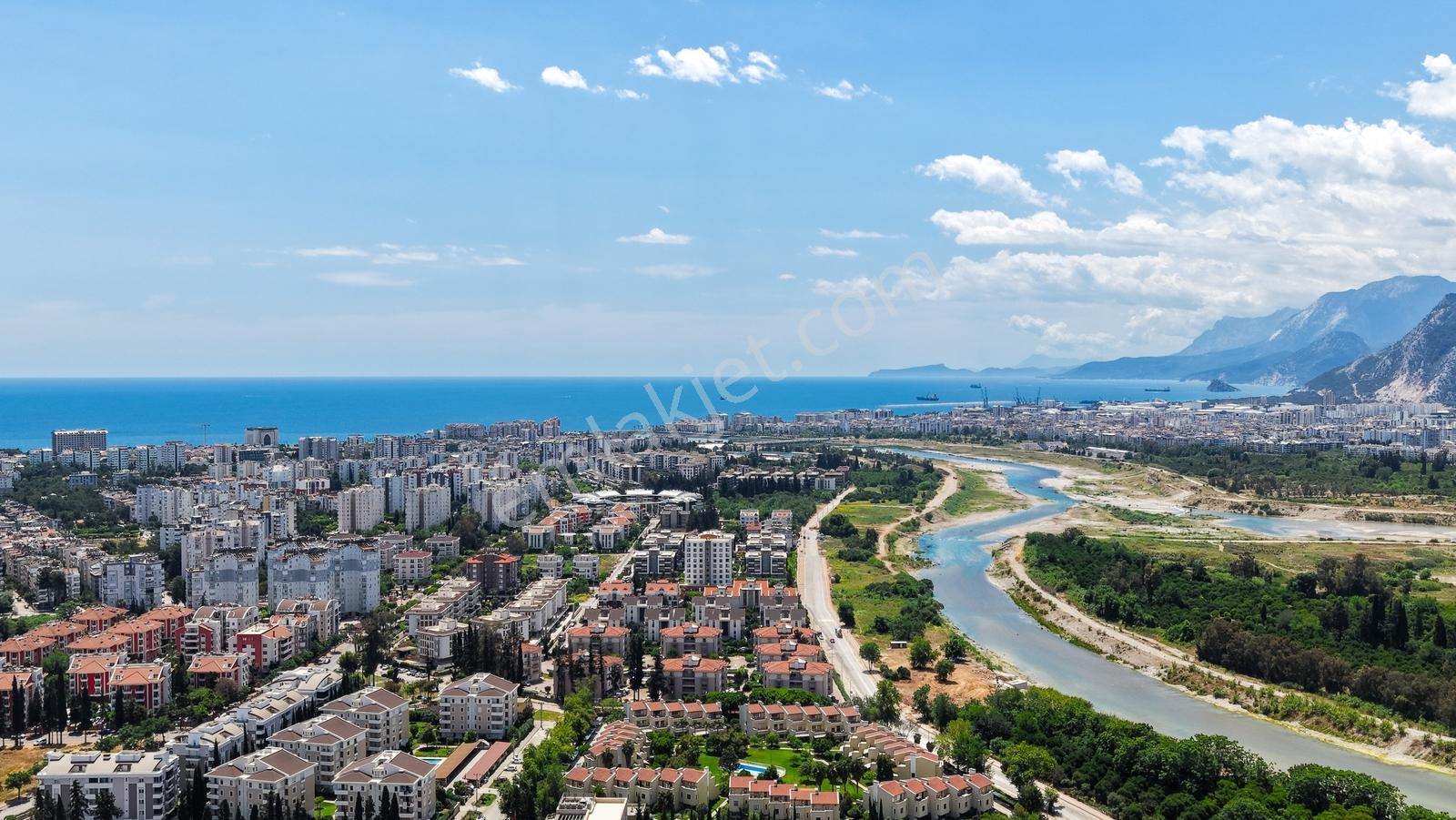 Konyaaltının Gözde Semtinde İkbal Konaklarında 5+1 Dubleks Daire - Görsel 10