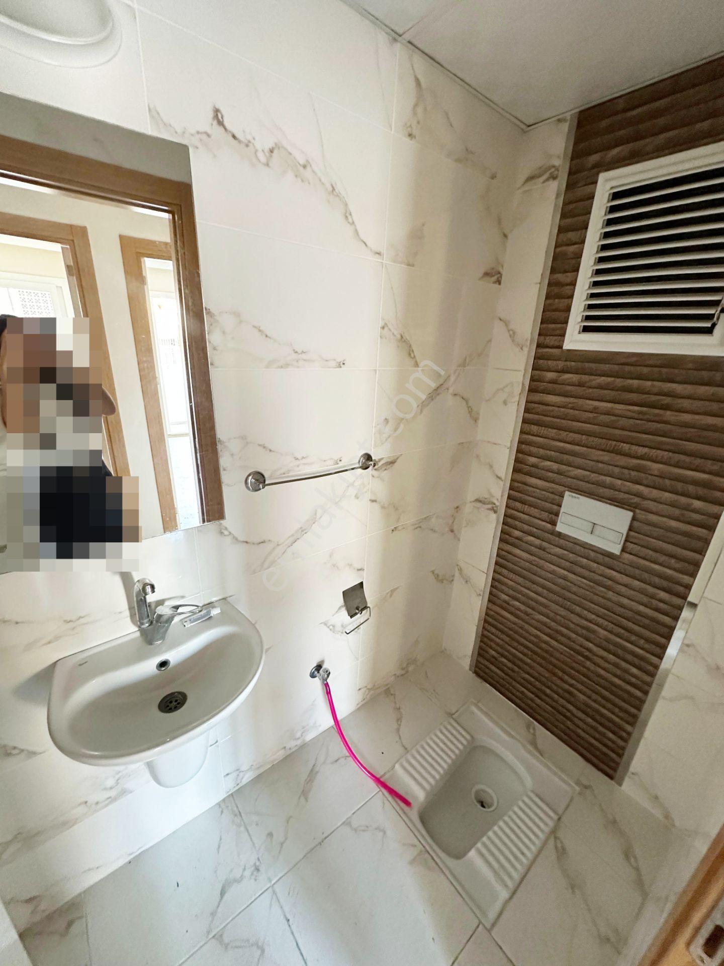 Mavi Bulvarda Metroya Yakın Yola 2 Dk. Uygun Fiyatlı Ucuz Fiyatlı 2+1 Doğalgazlı Kiralık Daire - Görsel 13