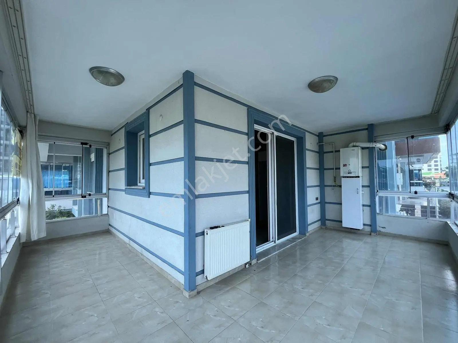 Torbalı Mah Havuzlu Site İçerisinde 2+1 Geniş 130m2 Daire - Görsel 3