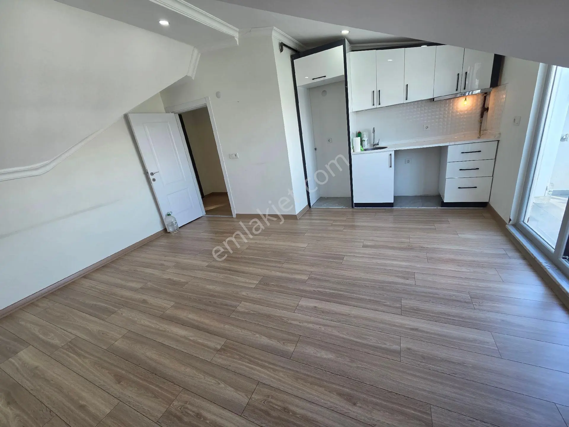Taşoluk Mah.’de Kiralık 1+1 Daire - Görsel 4