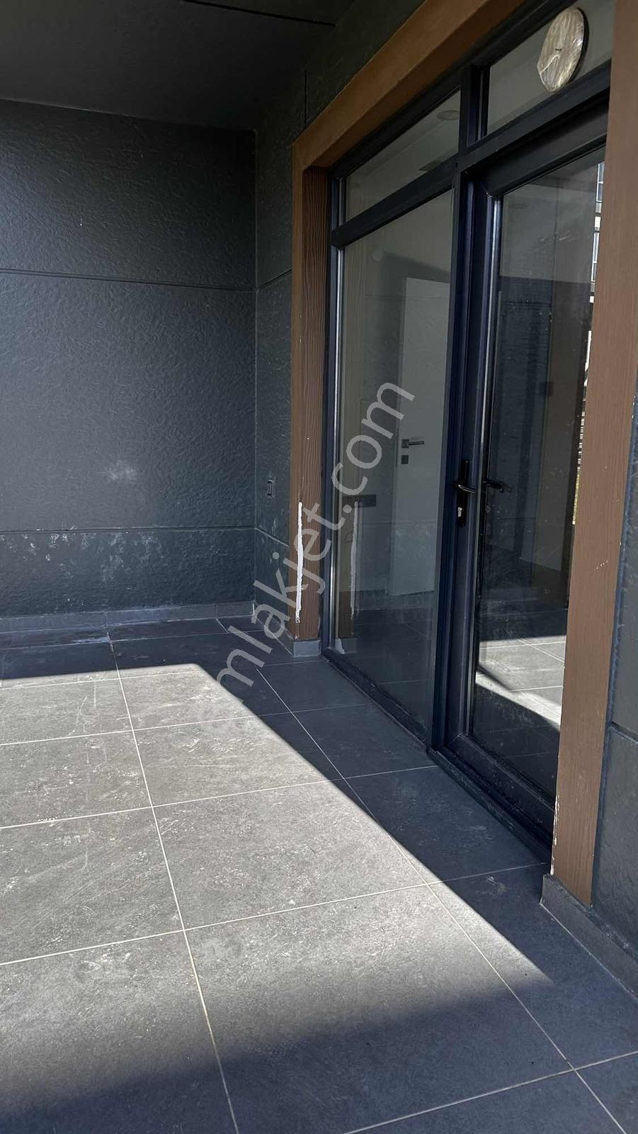 Lüleburgaz Zafer Mah. Kent Park Sitesinde Kiralık 1+1 Daire - Görsel 4