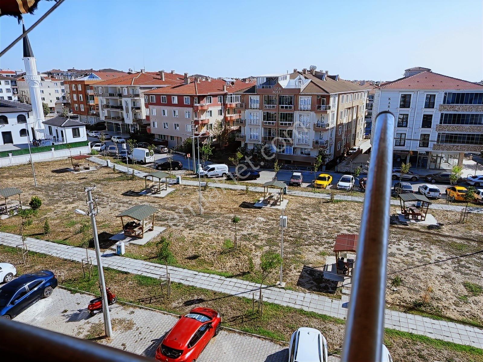Lüleburgaz İstiklal Mahlallesinde Lüx 3+1 Satılık 135 M2 Daire - Görsel 14