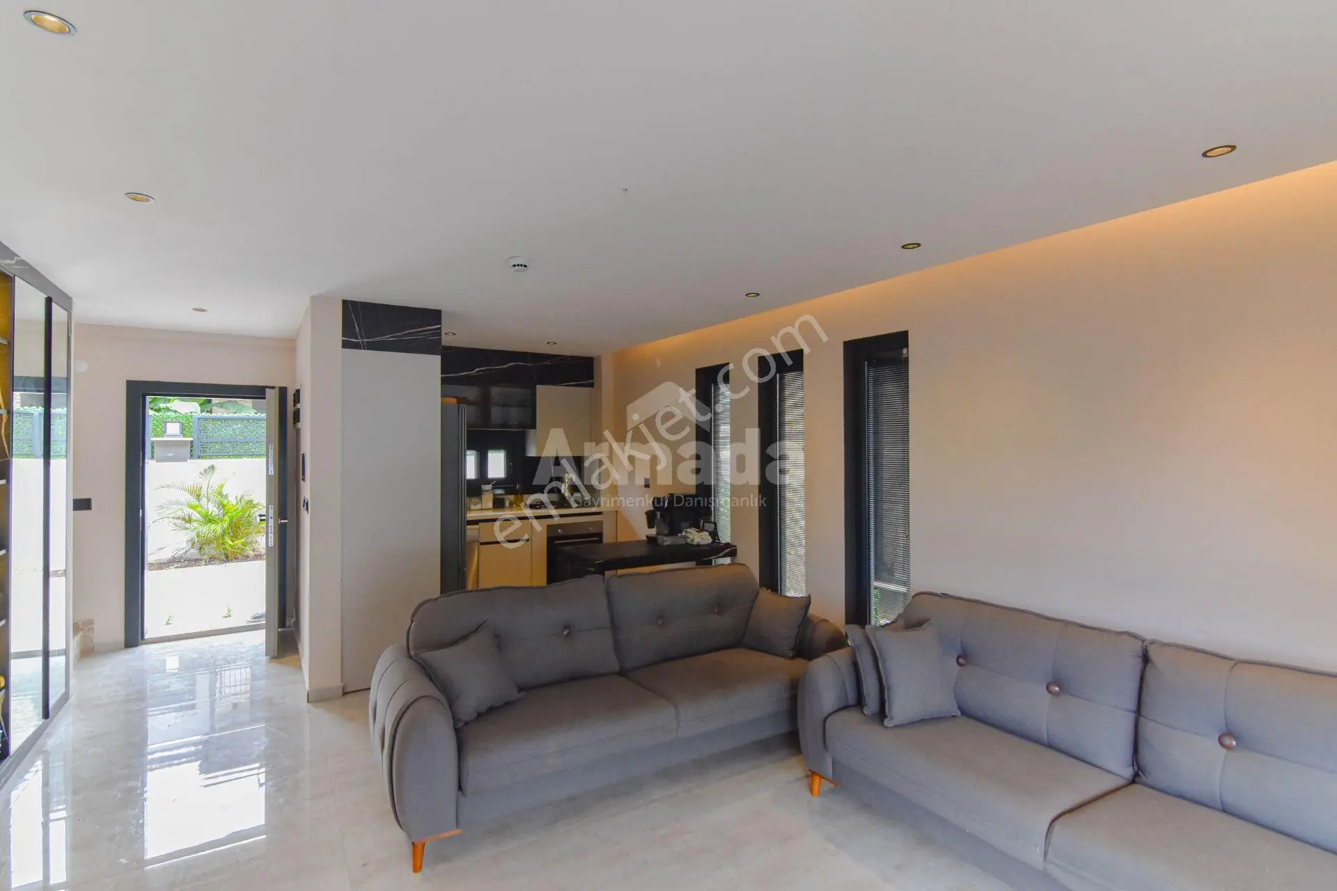 Kuşadası Güzelçamlıda Özel Havuzlu Akıllı Ev Sistemli Lüks Villa - Görsel 5