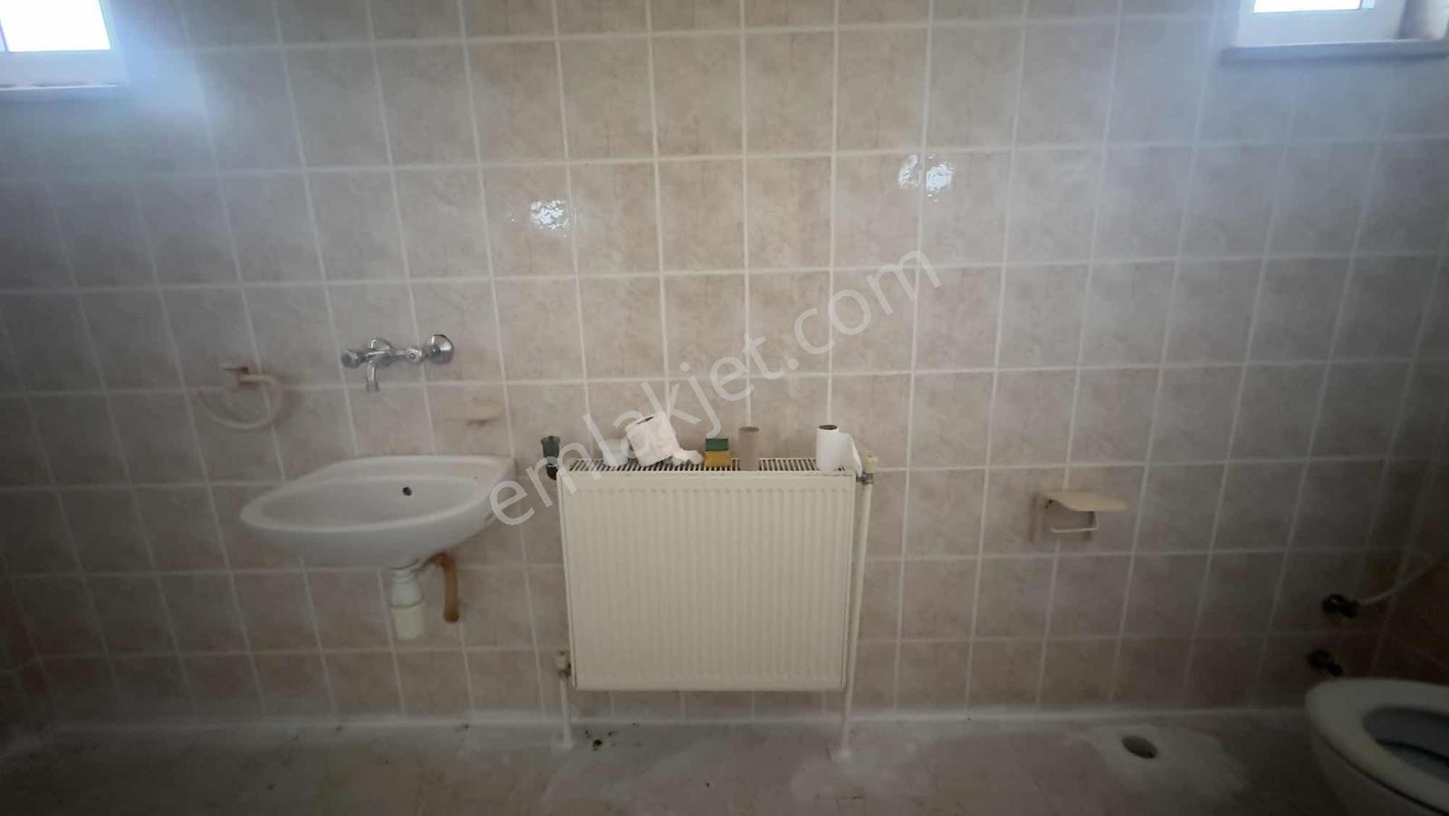 L.burgaz Ayvalıda Satılık 5300 M2 2 Arsa Ve 1000 M2 Çiftlik Evi - Görsel 10