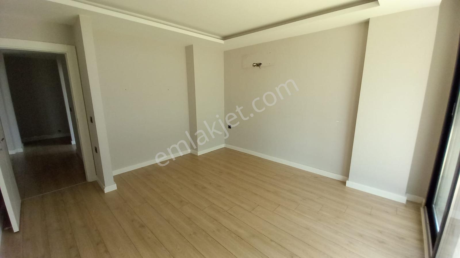 Türkmenbaşında Bahçe Katında 3+1 Havuz Sitede Satılık Daire - Görsel 17