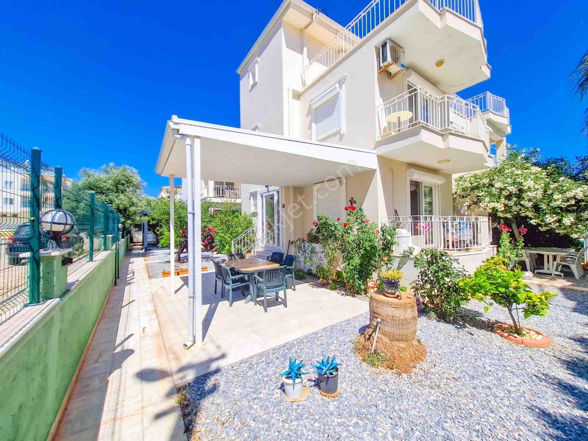 Didim Efelerde Primerose Sitesinde Ayrımutfaklı 3+1satılık Villa - Görsel 8