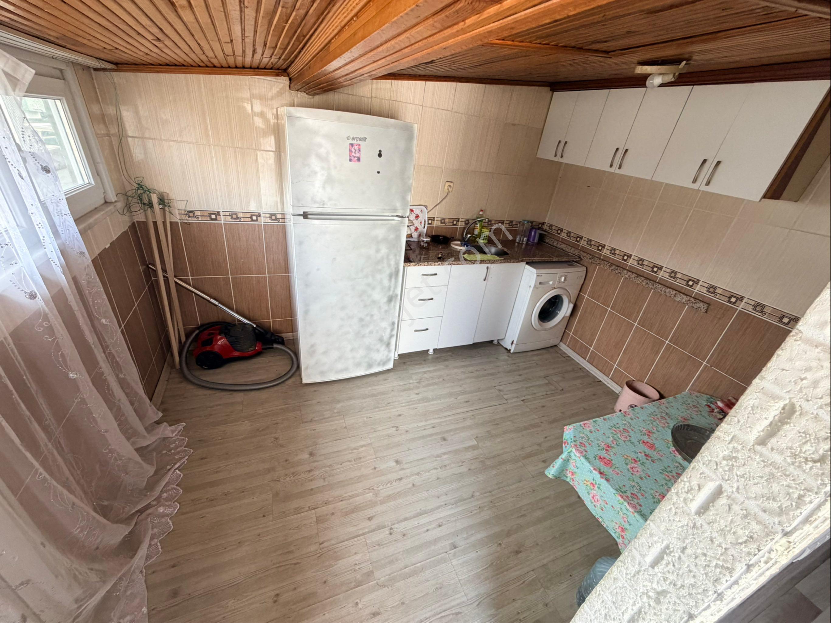 Bağcılar Barbaros Mahallesi Kiralık Eşyalı 1+1 Teras Katı 25.000₺ - Görsel 7
