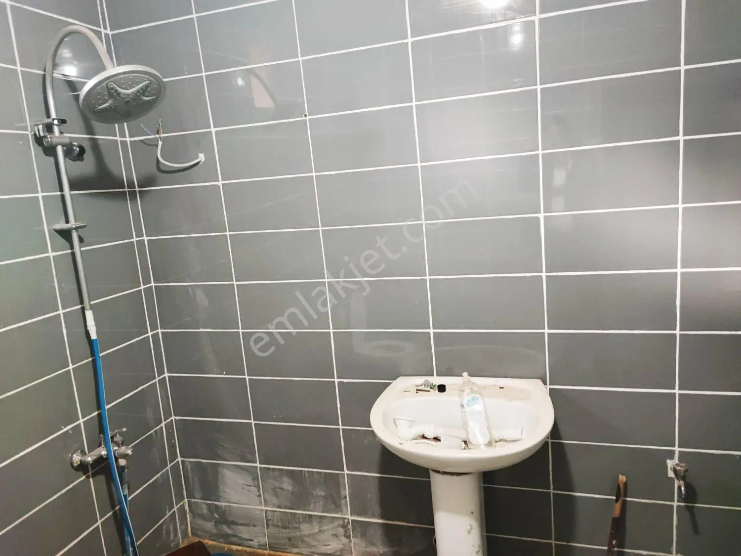 Kar Emlaktan Akçatekir Alpaslanda 370m2 Arsa İçinde Satılık Müstakil Ev - Görsel 3