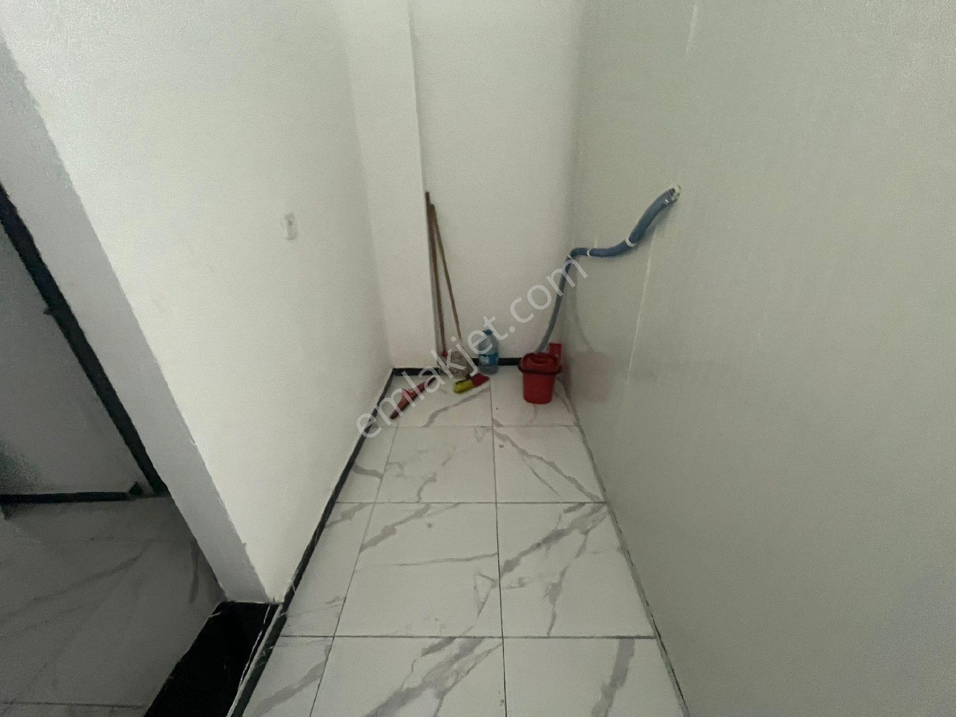 Rise Emlâk Tan Satılık 180 M2 Düz Giriş Depolu Dükkan - Görsel 14