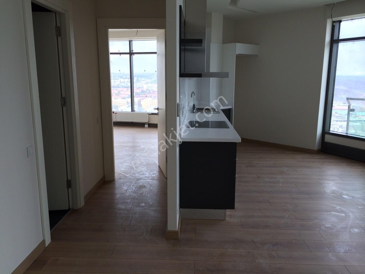 Mall Of İstanbul Büyük, Balkonlu Ve Yeni Boyalı 1+1 90 M2 Daire - Görsel 4