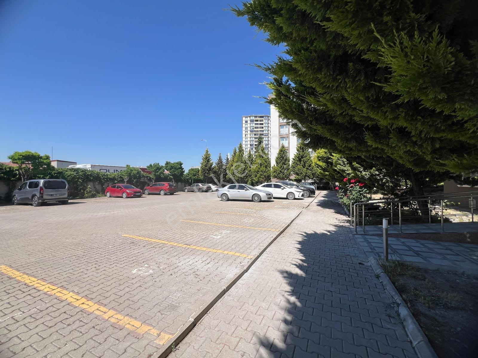 Batıkent Turgut Özalda Güney Doğu Cephe 3+1 Satılık Daire - Görsel 30