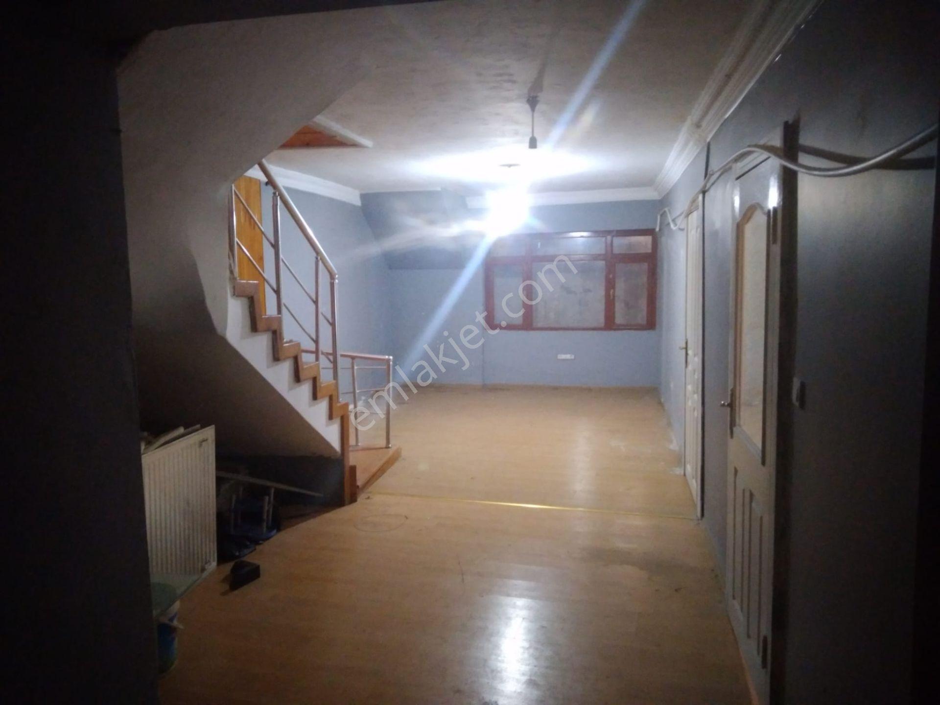 Sahibinden İki Katlı 160 M2 İki Cadde Köşesi Kiralık Dükkan - Görsel 12