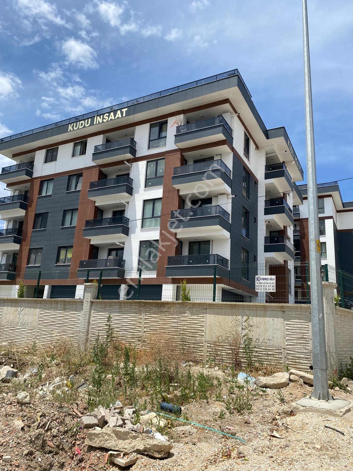 Sıfır Bina, Yüzme Havuzu, Yerden Isıtma, Harika Konumda Kiralık