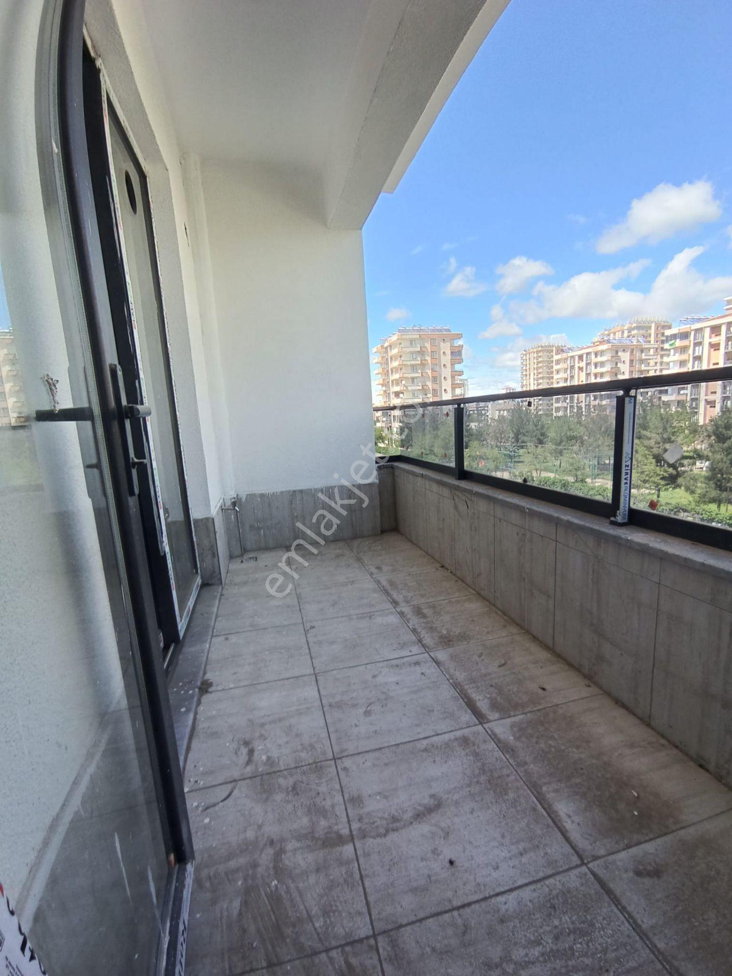 Rota Dan Üçkuyularda 1+1 Kiralık Lüks Daire - Görsel 5