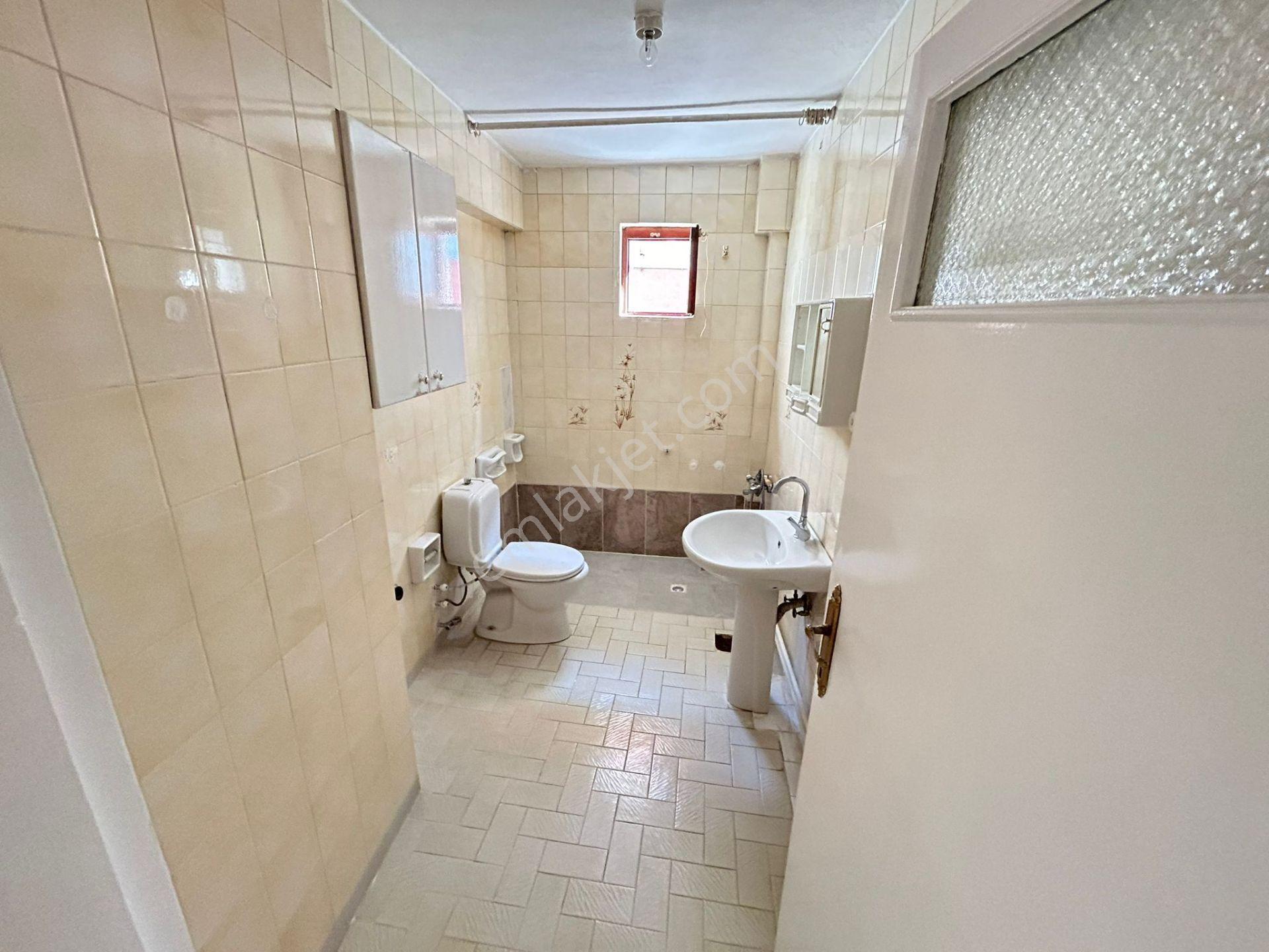 Taner'den Dikmen Ece Cad'de 3+1 Orta Kat Bağımsız Ön Cephe G.doğ - Görsel 30