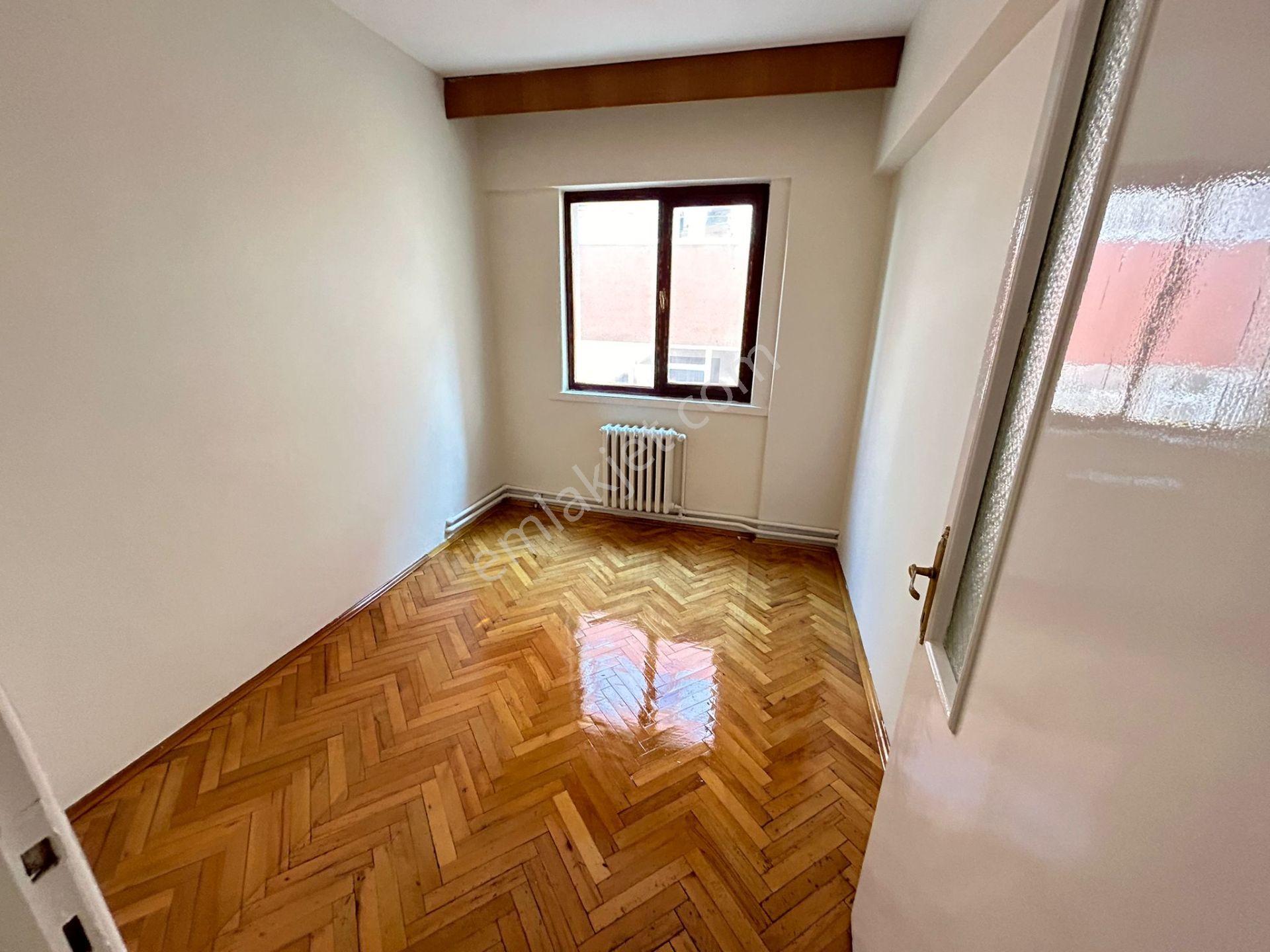 Taner'den Dikmen Ece Cad'de 3+1 Orta Kat Bağımsız Ön Cephe G.doğ - Görsel 4