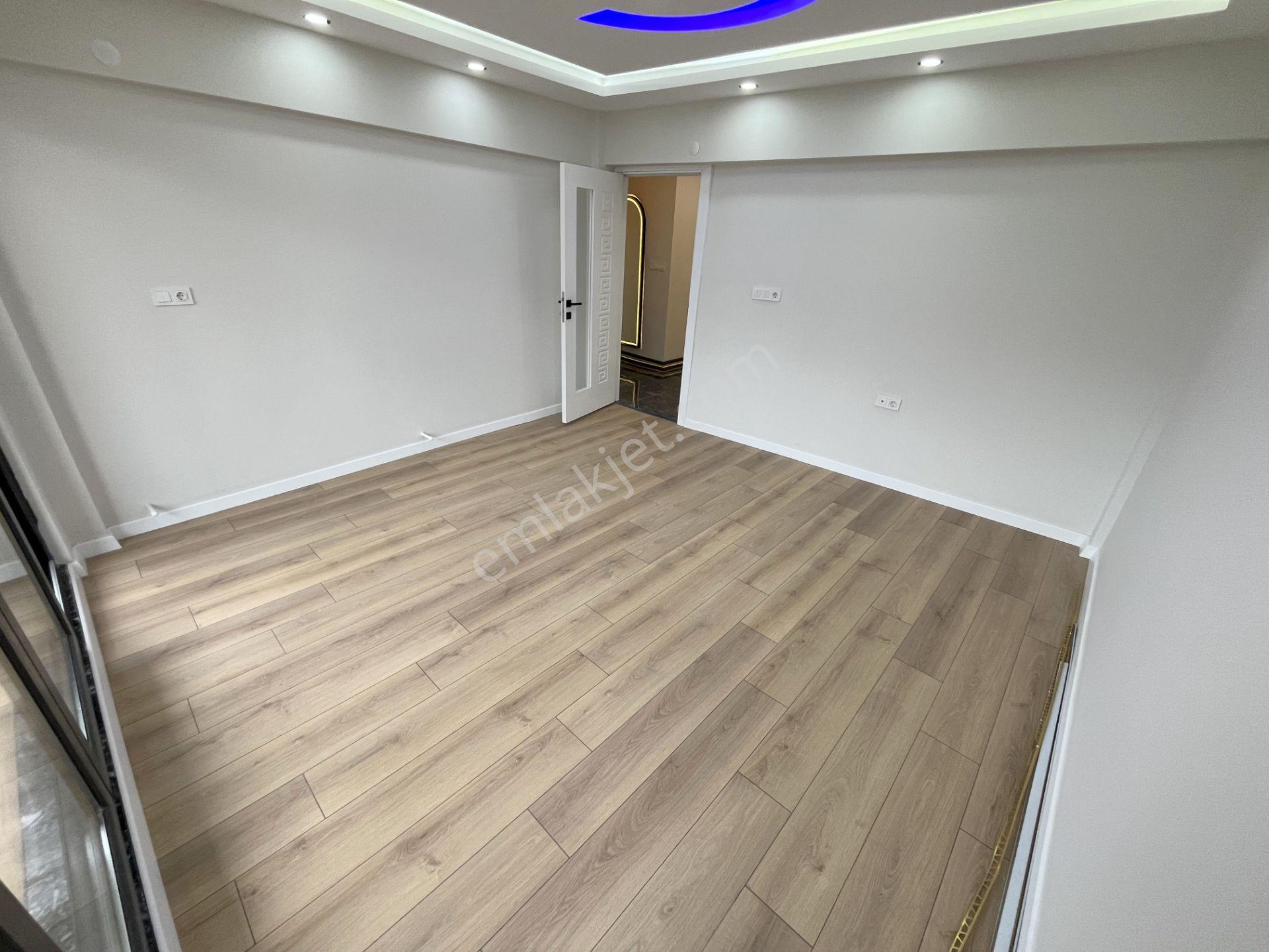 Güç Gayrimenkul'den Akçay Merkez'de Denize Sadece 50m Lüx Tasarım Satılık 2+1 Daire - Görsel 11