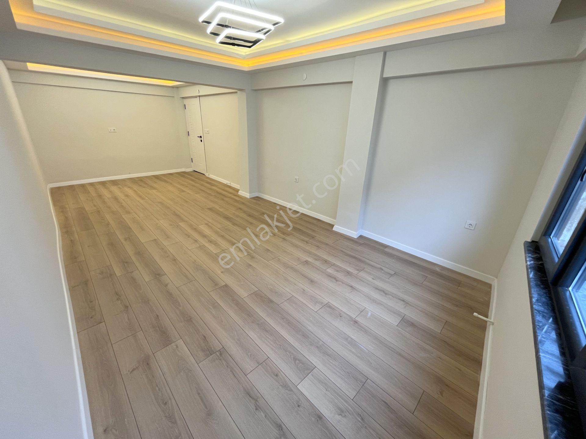 Güç Gayrimenkul'den Akçay Merkez'de Denize Sadece 50m Lüx Tasarım Satılık 2+1 Daire - Görsel 31
