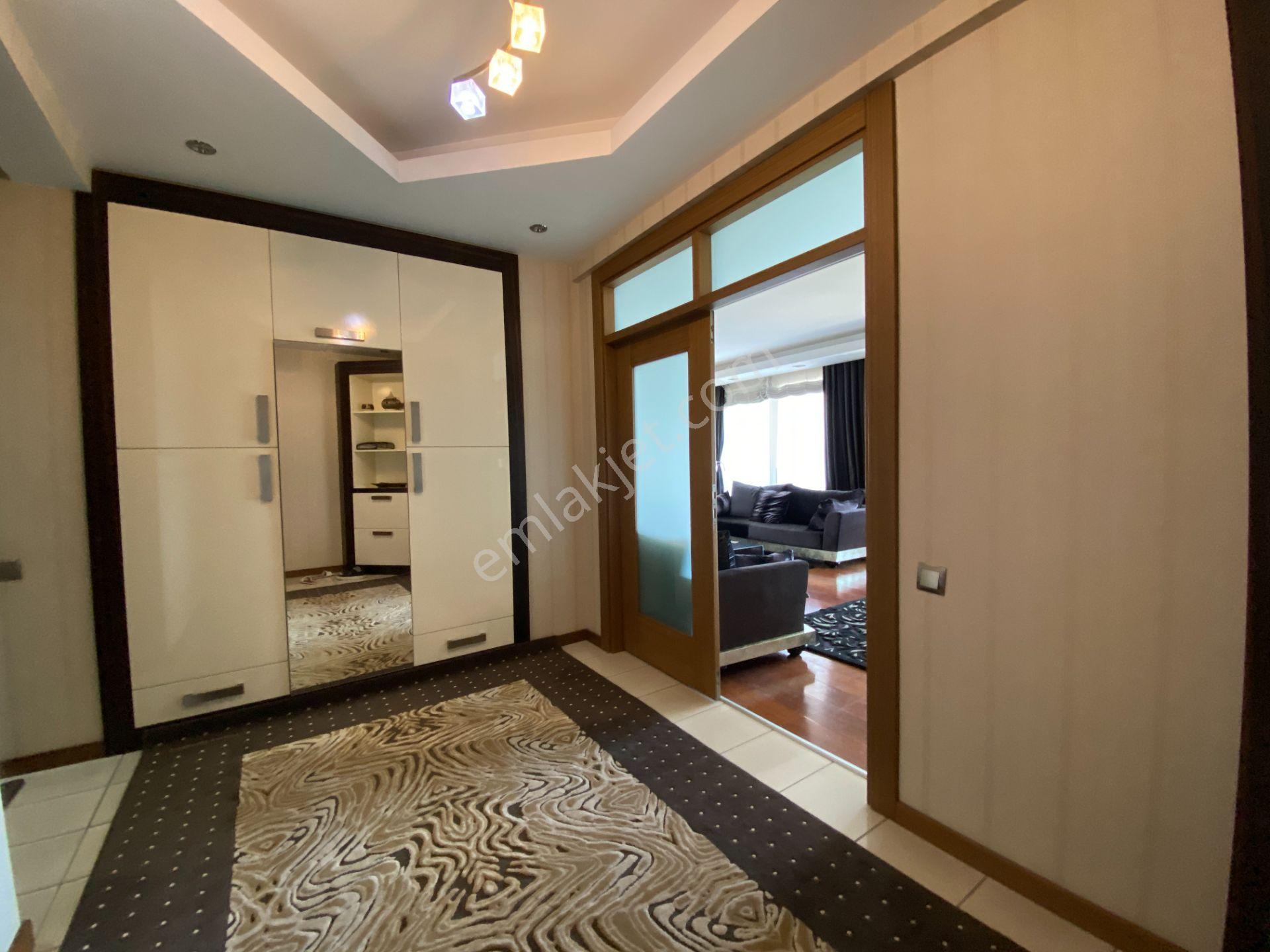 Alanya Merkezde Kiralık 3+1 Denize Sıfır Ultra Lüks Eşyalı Daire - Görsel 14
