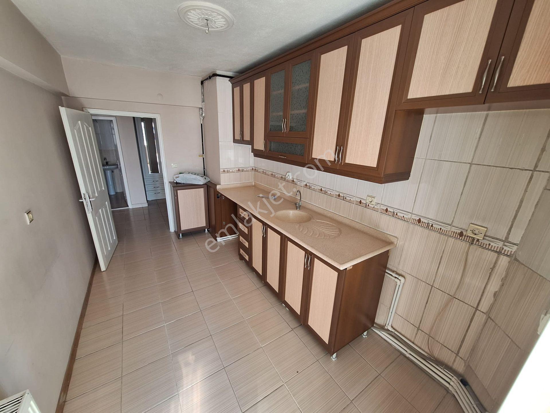 Turkuaz Gayrimenkulden Ahimesut Mah.de 3+1 Kiralık Daire - Görsel 19