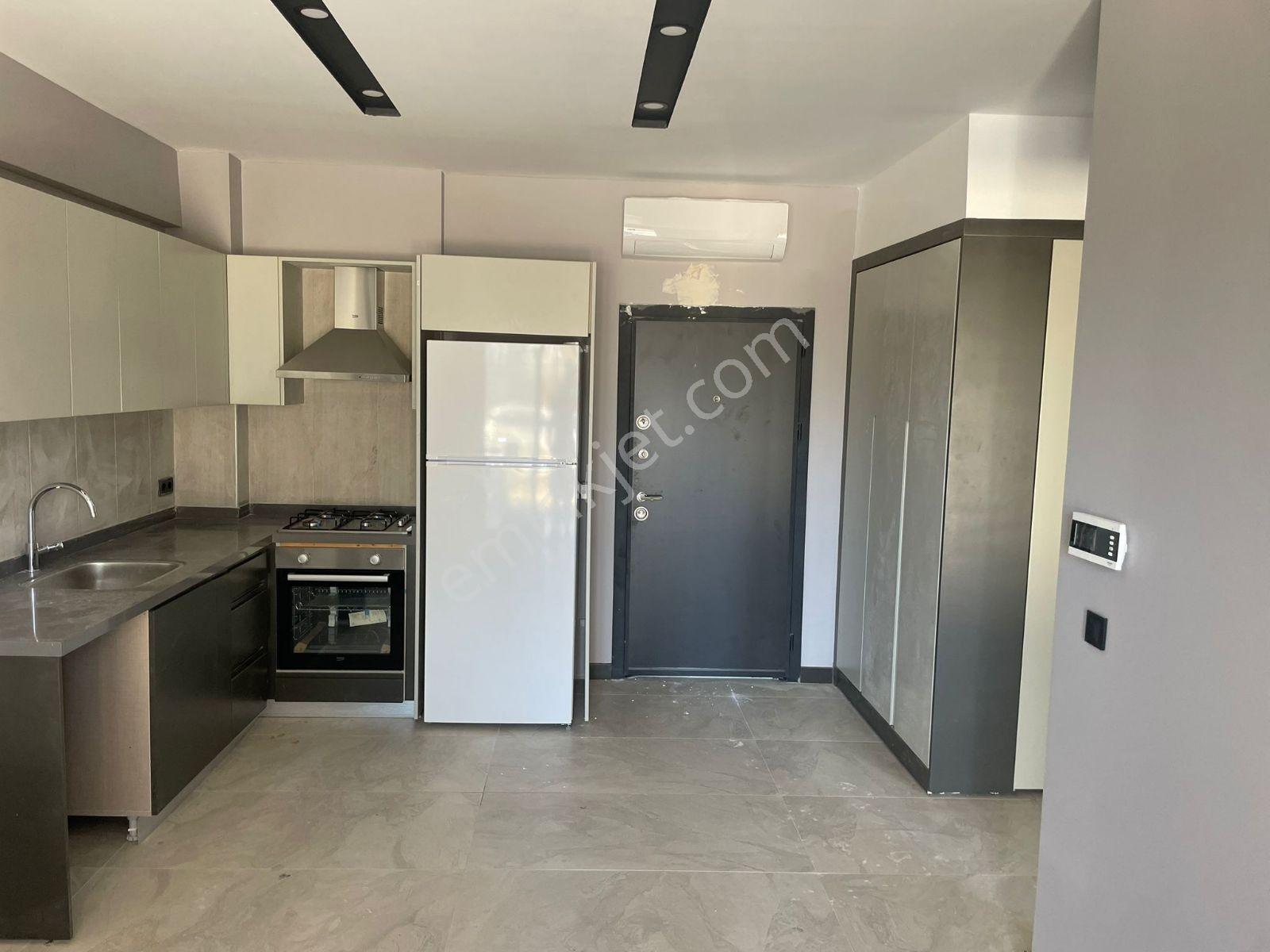 Altıntaş'ta Havuzlu Site İçinde İskanlı Satılık 1+1 Daire - Görsel 19