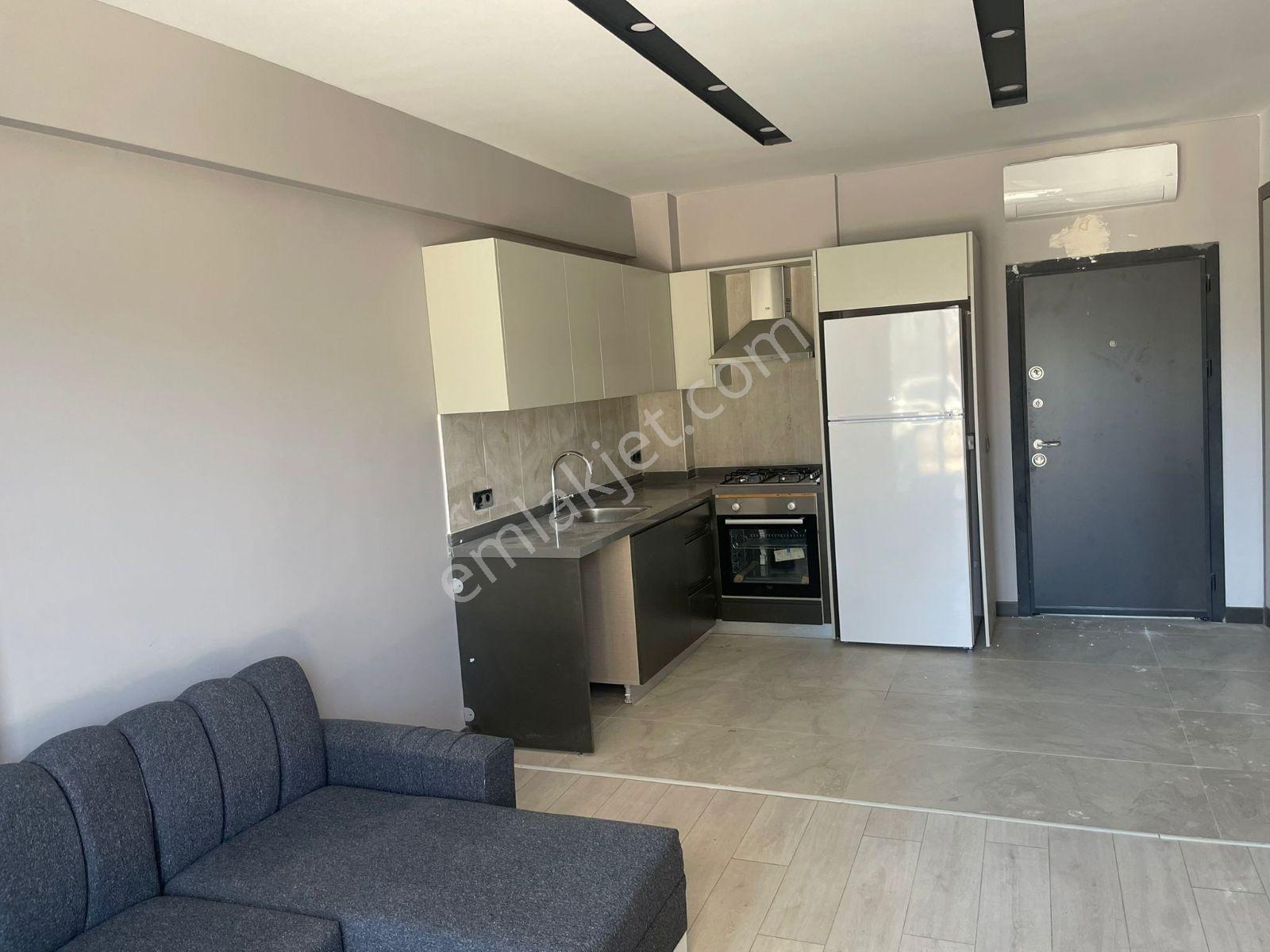 Altıntaş'ta Havuzlu Site İçinde İskanlı Satılık 1+1 Daire - Görsel 13