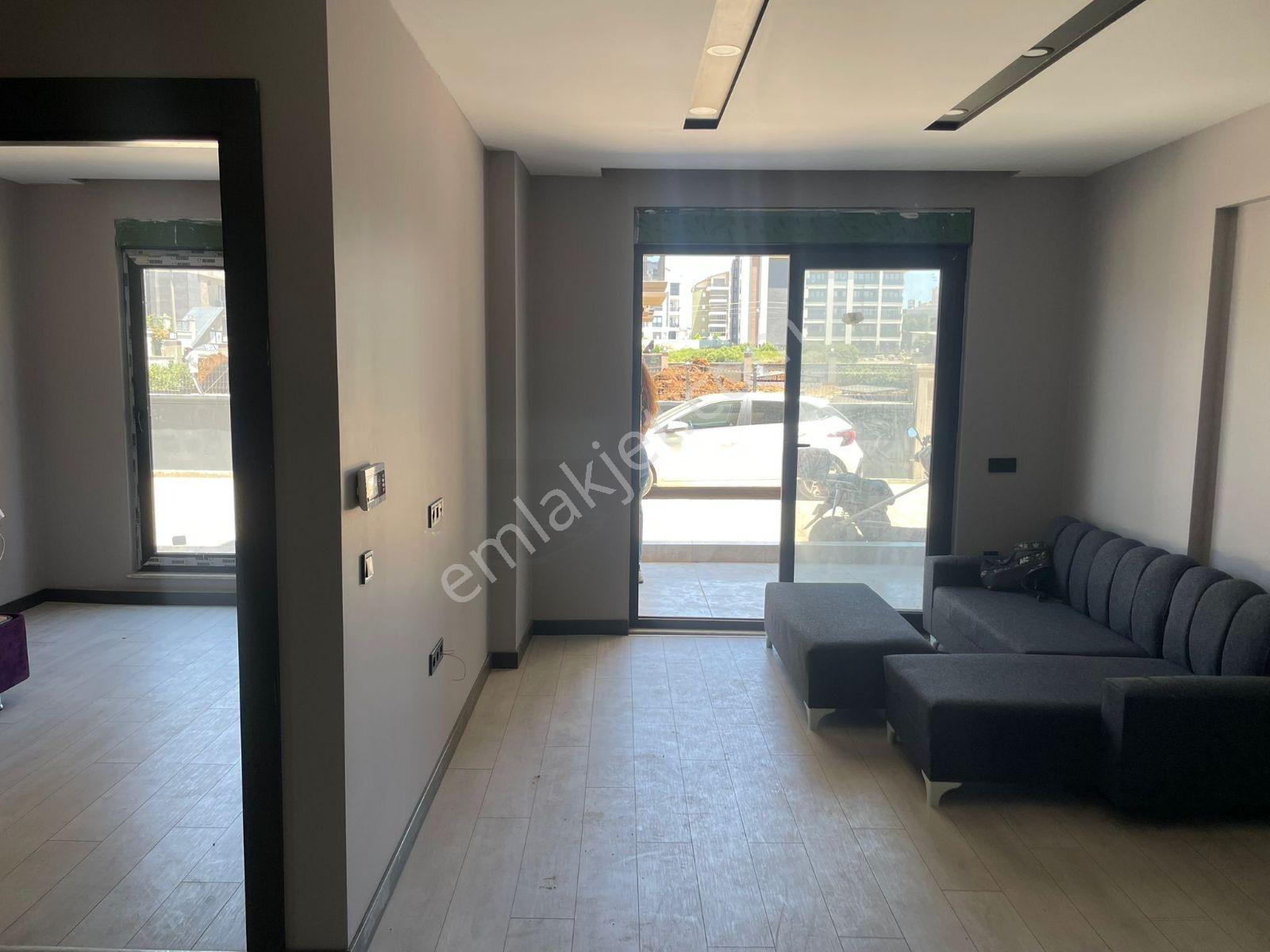 Altıntaş'ta Havuzlu Site İçinde İskanlı Satılık 1+1 Daire - Görsel 16