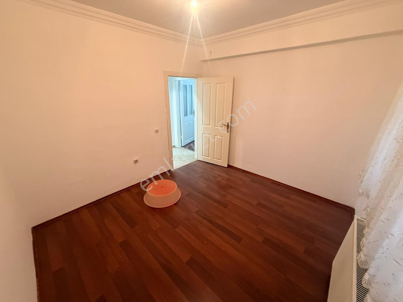 Keçiörende Kafkaslar Mah De Cadde Üstü Orta Katta Geniş Asansörlü3+1 Daire - Görsel 28