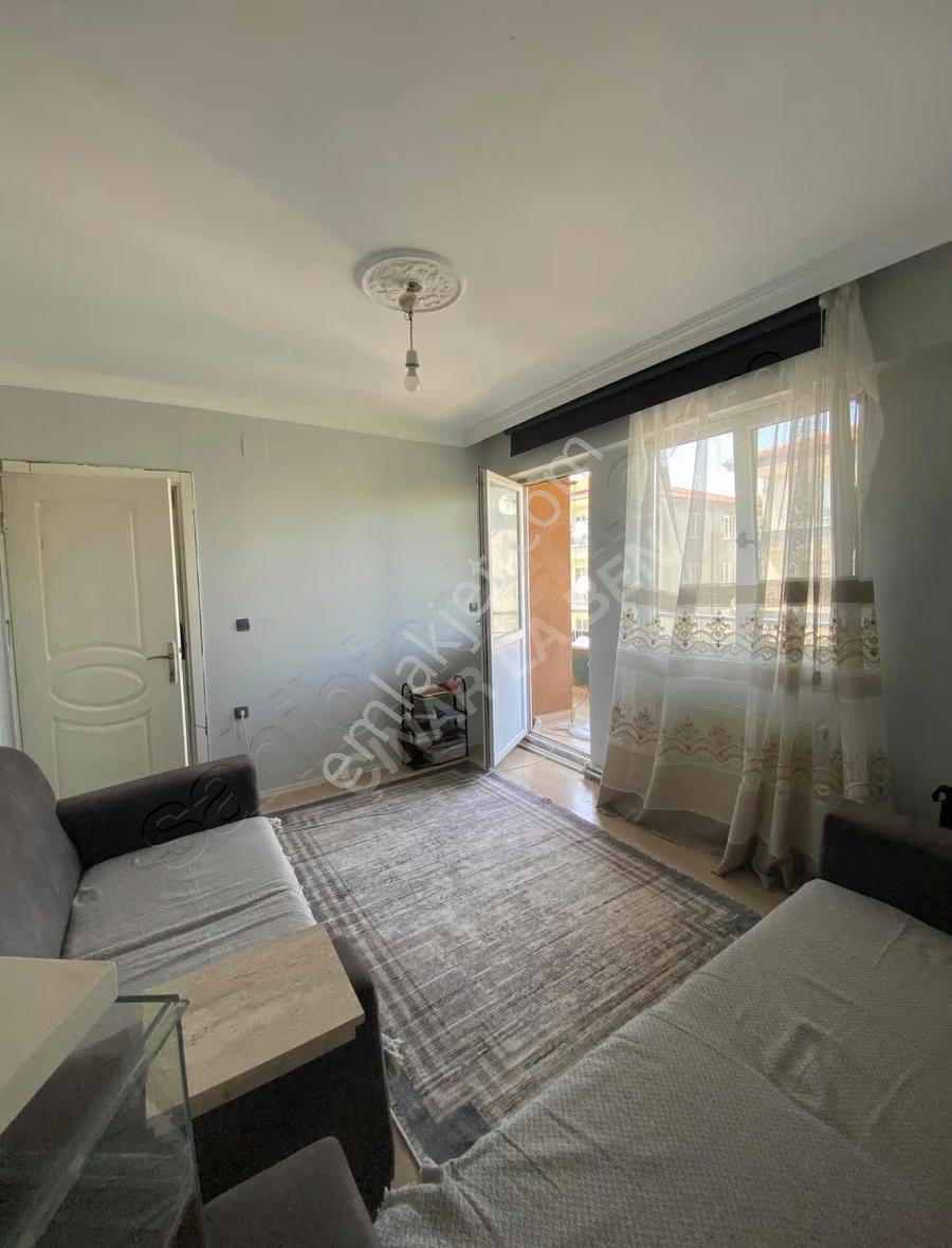 İstanbul Sitesinde Full Eşyalı Kiralık 1+1 Daire - Görsel 12