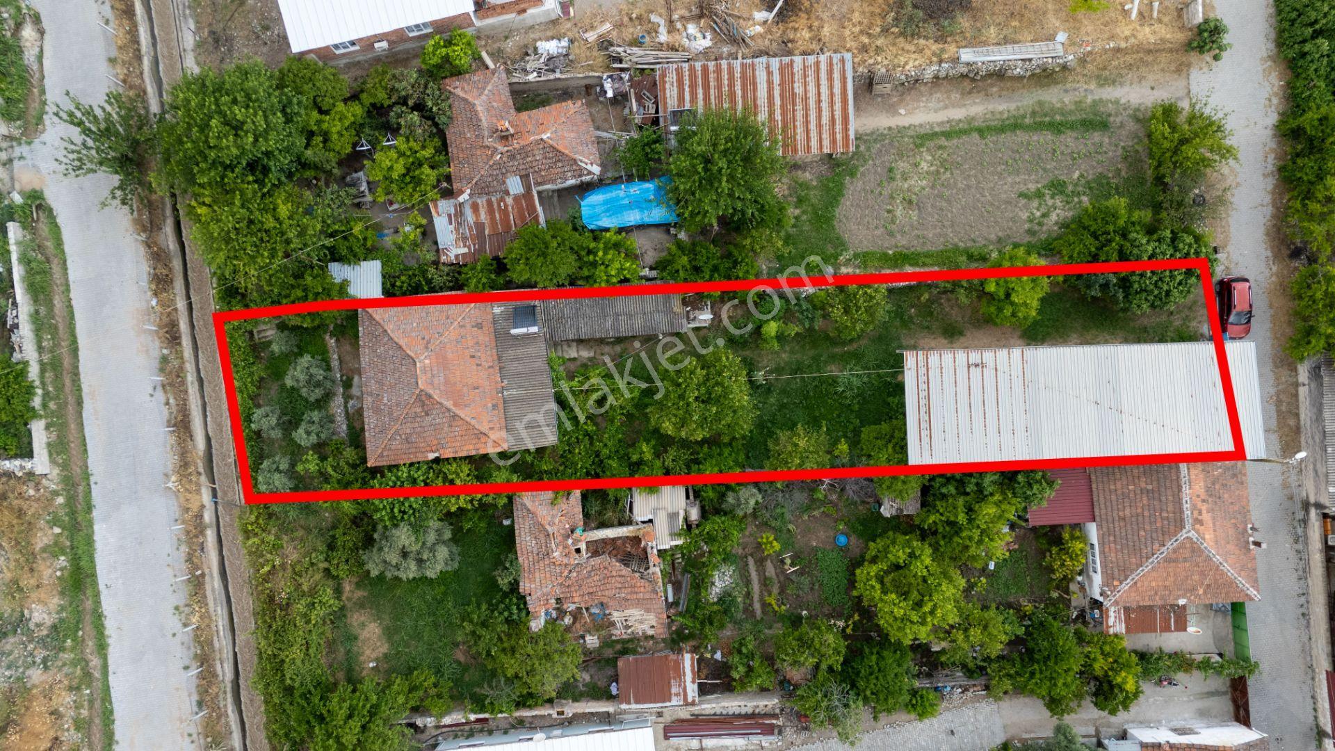 Pirlibey Mahallesinde Satılık Bahçeli Müstakil Ev - Görsel 31