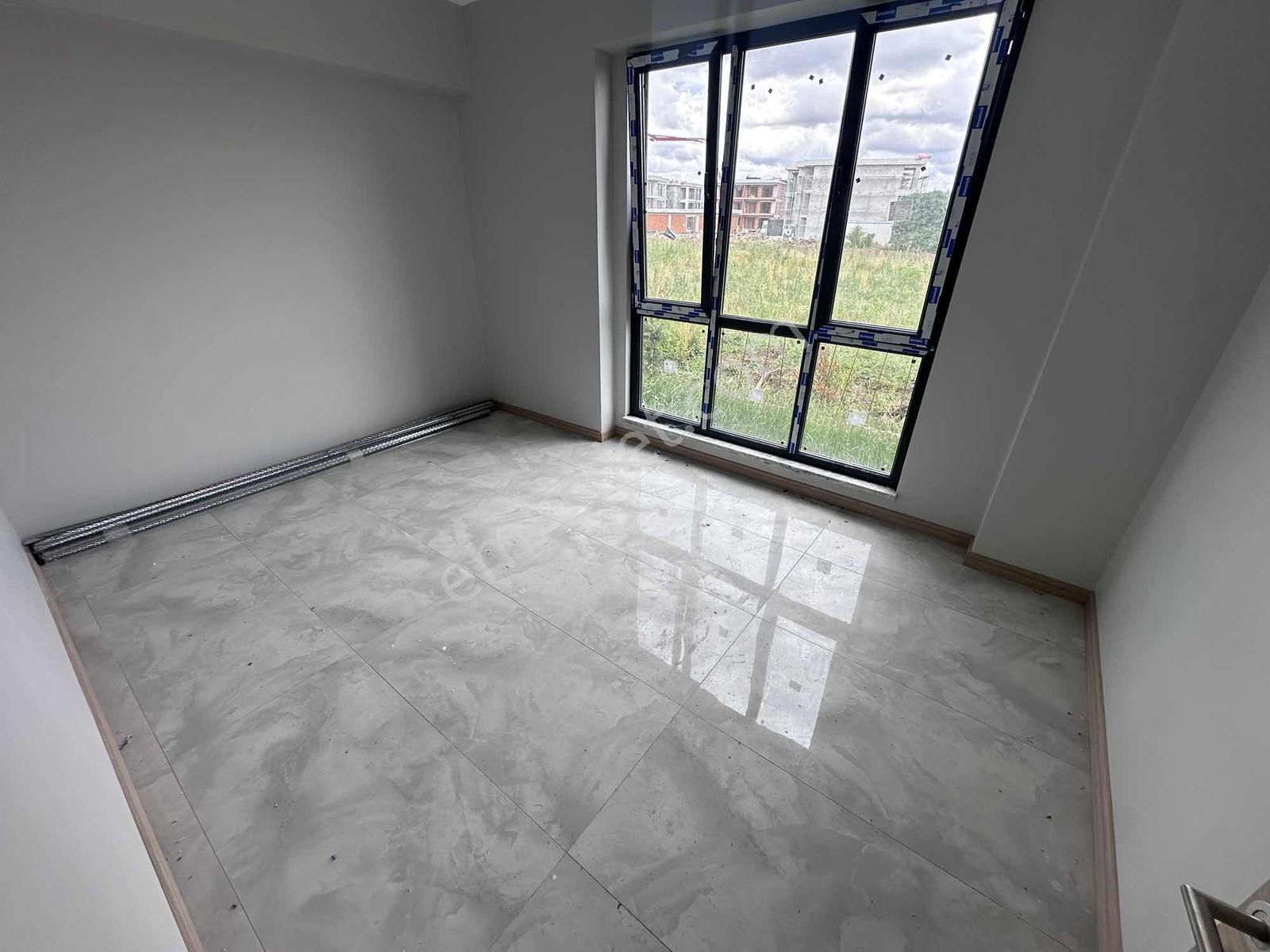 Arkun Gayrimenkul'den Merkezi Lokayonda 2+1 Kullanışlı Daire - Görsel 16