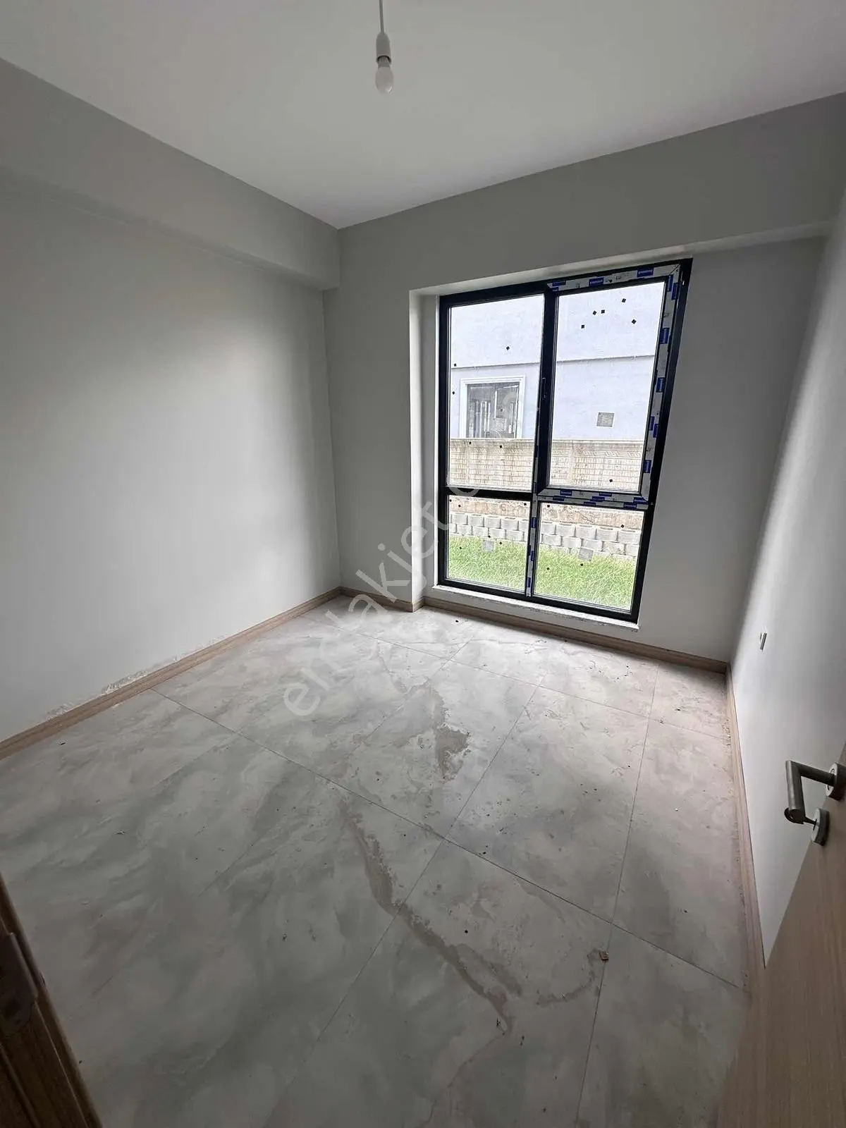 Arkun Gayrimenkul'den Merkezi Lokayonda 2+1 Kullanışlı Daire - Görsel 5