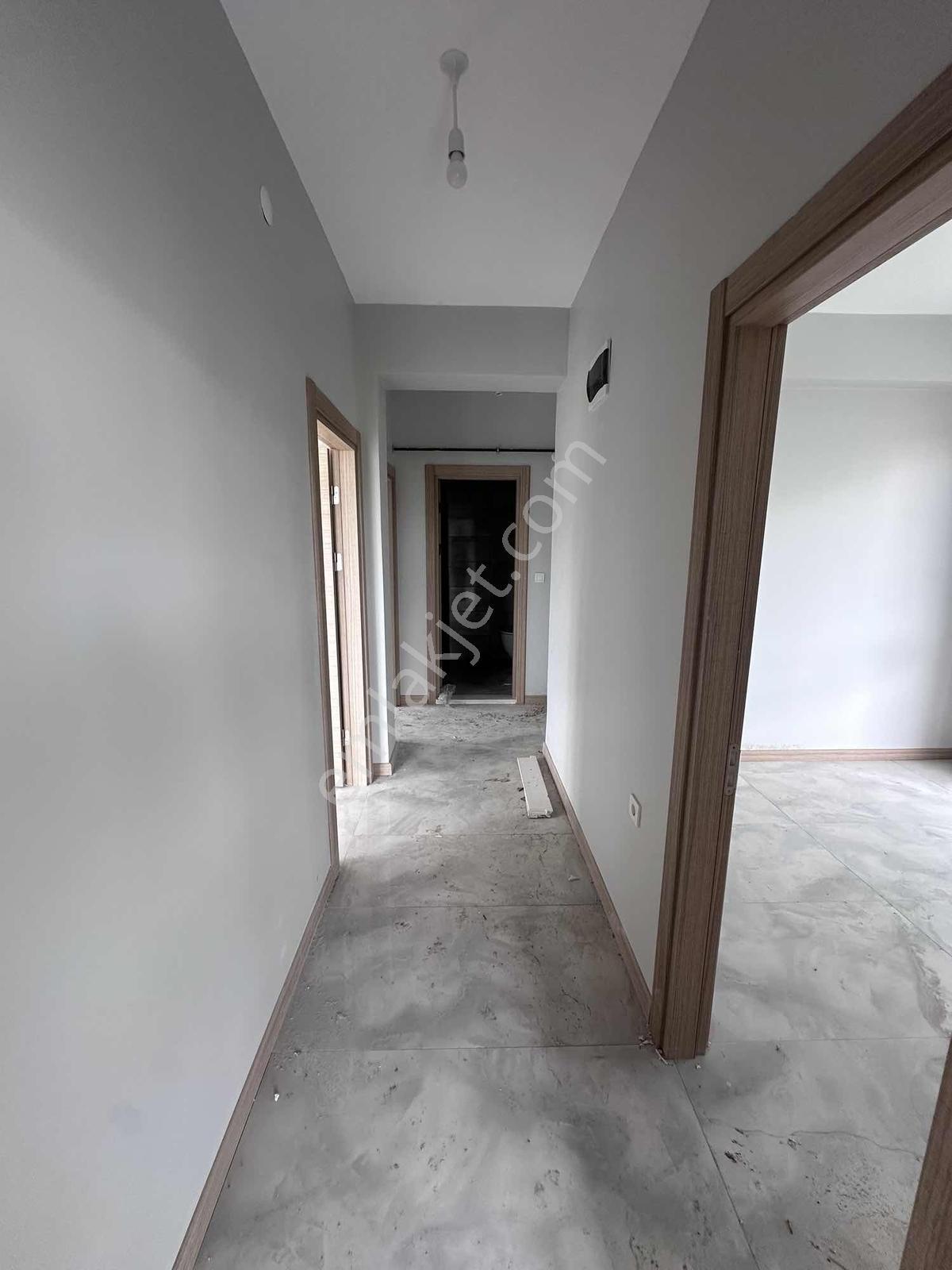 Arkun Gayrimenkul'den Merkezi Lokayonda 2+1 Kullanışlı Daire - Görsel 29