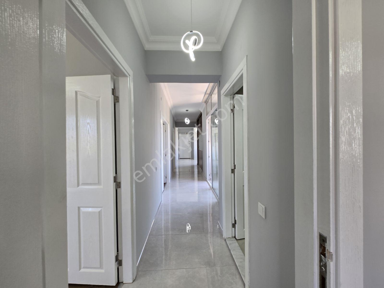 Fener'in En Prestijli Noktasında,oturuma Hazır 160 M² Geniş 3+1 - Görsel 18