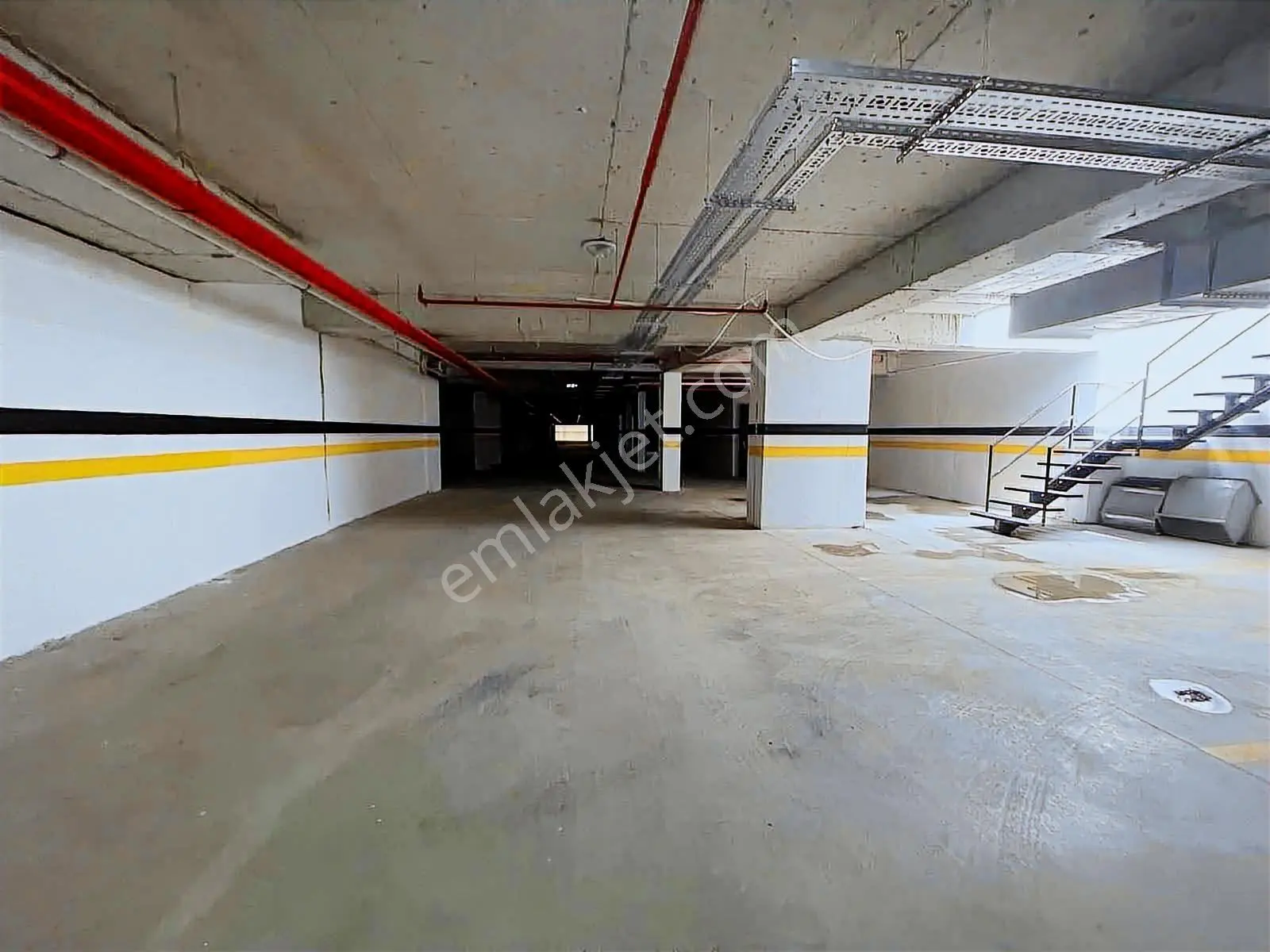 Altıntaş'ın En Elit Sitesi Tk 77'de Ebeveyn Banyolu Kiralık 2+1 - Görsel 5