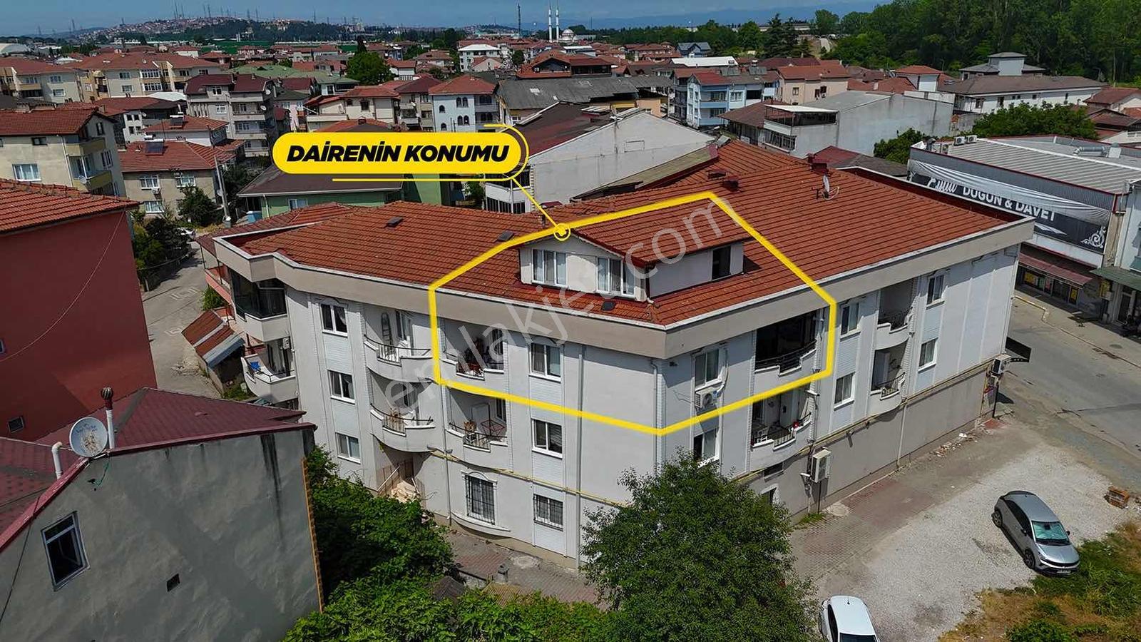 Ayşe Emlak'tan Arifiye Merkezde Asansör 3+1 Çatı Kullanımlı Ev