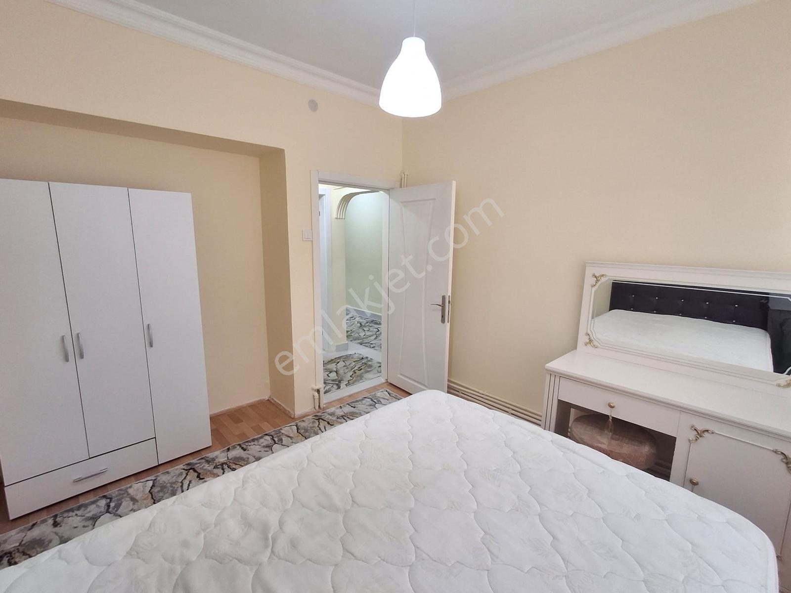 Gata Ve Şehir Hastanesine Yürüme Mesafesinde Eşyalı 3+1 Kiralık - Görsel 23