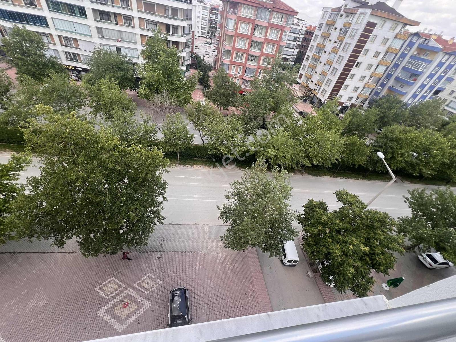 Fetih Cad Kiralık 3+1 Daire - Görsel 12