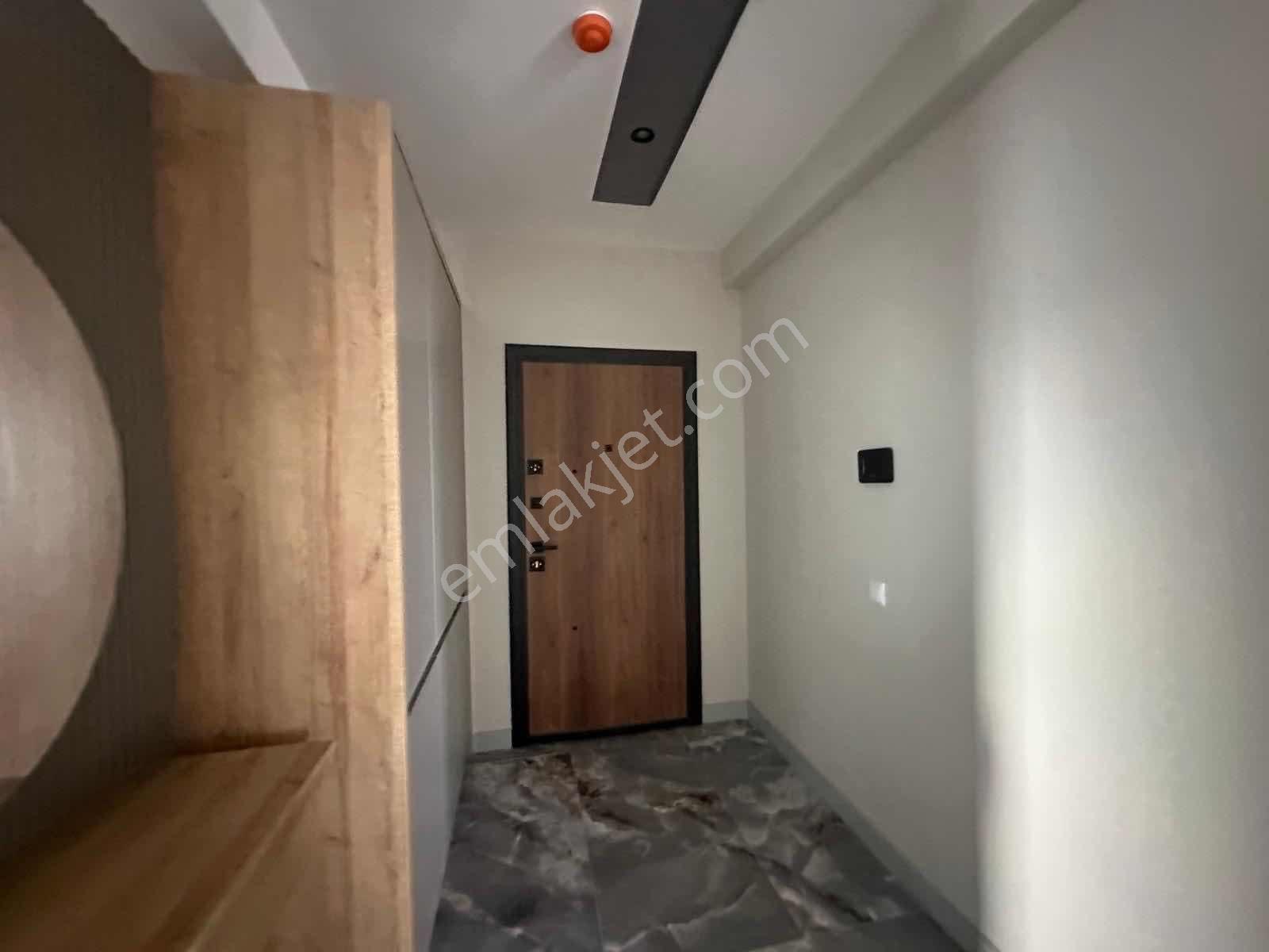 Satılık 3+1 Yaz Kış Oturula Bilinilir Sıfır Daire Deniz Havuz - Görsel 38
