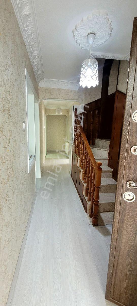 Buca Menderes Mahallesinde Kiralık Dubleks - Görsel 33