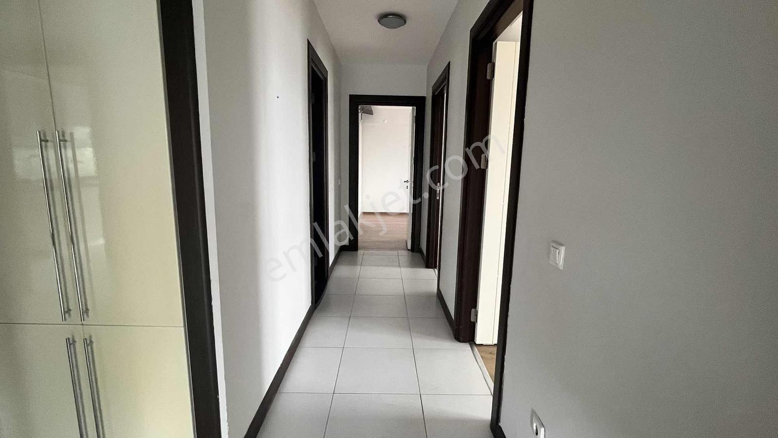 Narlıderede Her Odasından Deniz Manzaralı Muhteşem Daire - Görsel 16