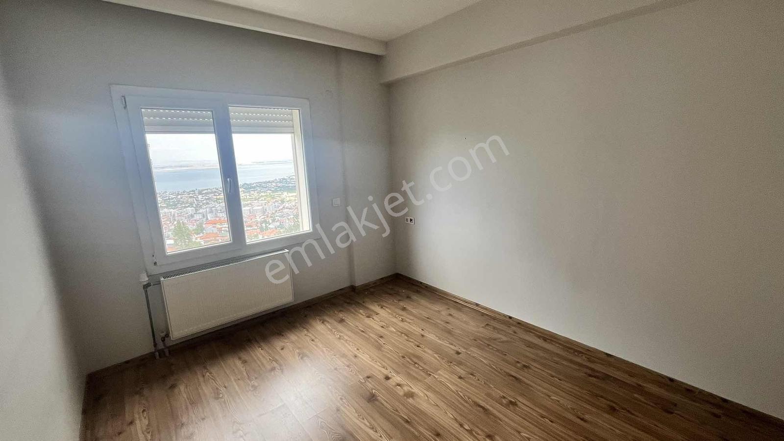 Narlıderede Her Odasından Deniz Manzaralı Muhteşem Daire - Görsel 14
