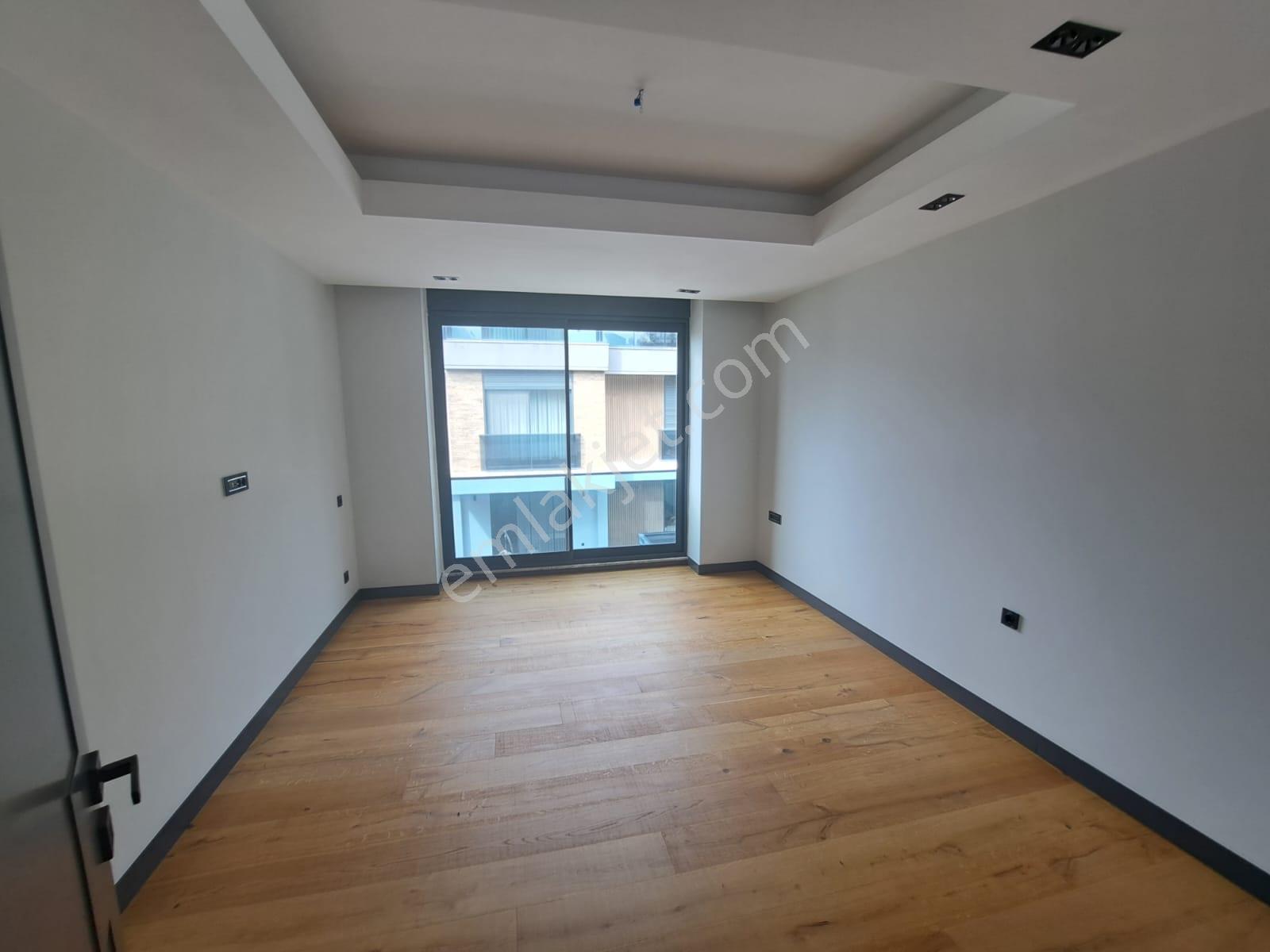 Prestijli, Sessiz, Sakin, Müstakil Havuzlu Ve Bahçeli - Görsel 27