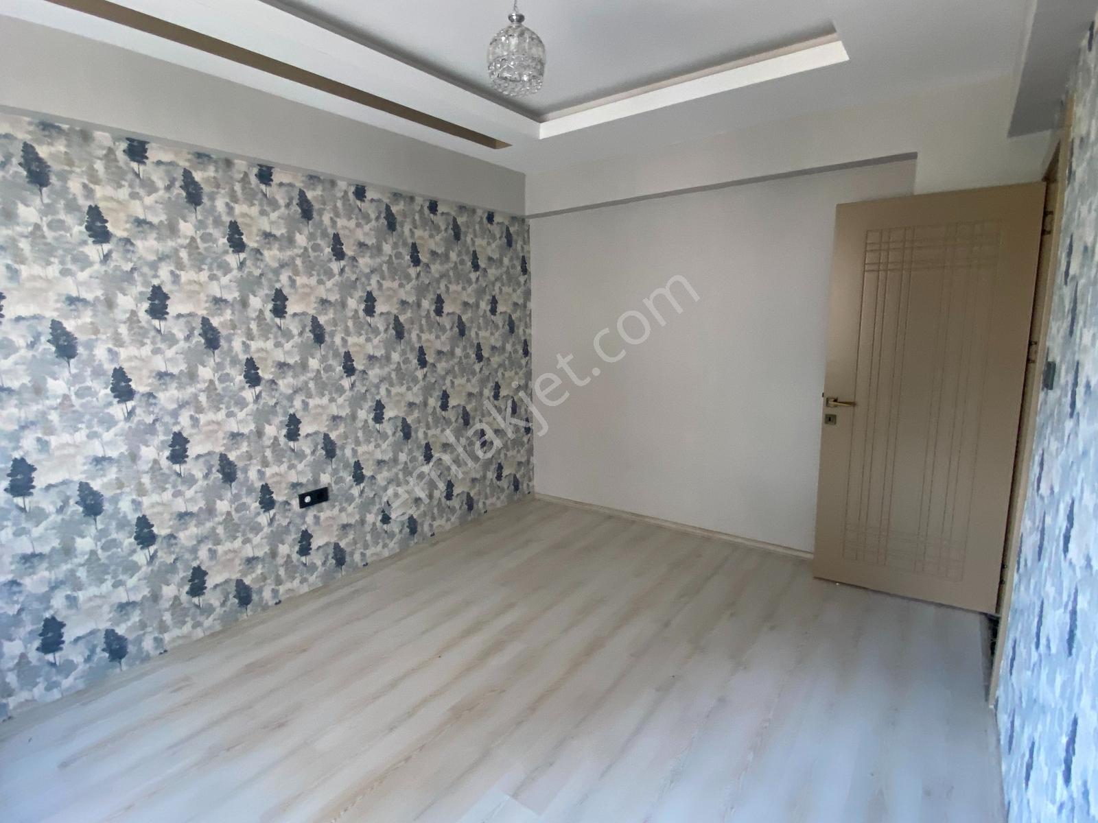Akkentde Mükemmel Konumda Çok Çok Bakımlı Lüxs Daire Toprak Emla - Görsel 33
