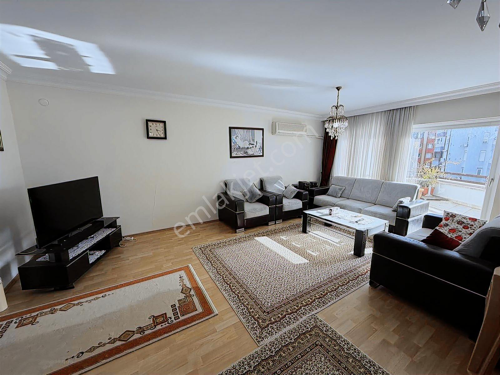 Şirinyalı'da Havuzlu Önü Açık Teraslı 3+1 Arakat Daire - Görsel 26