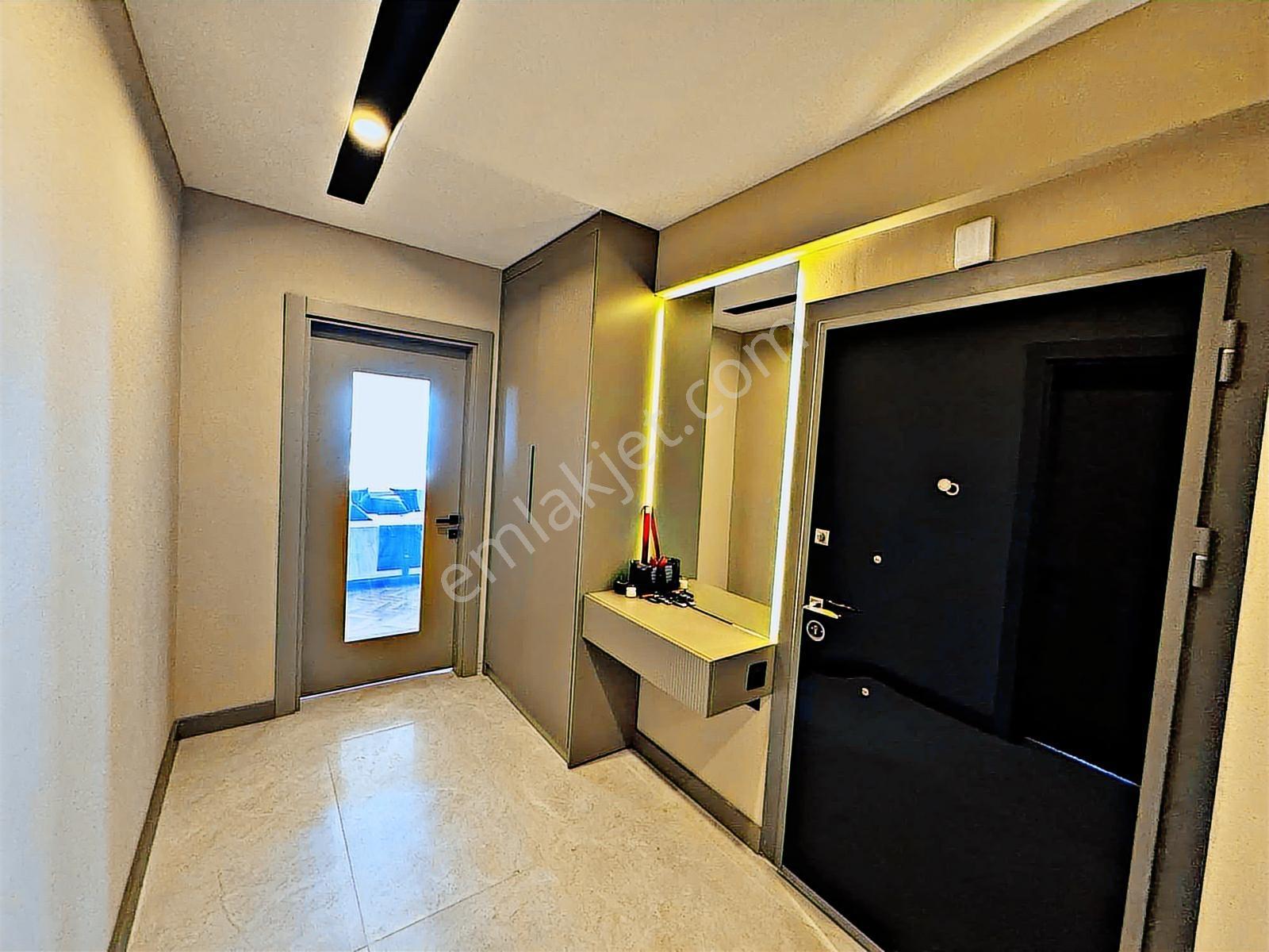 Güzeloba Mimar Yapımı Panoramik Deniz Manzaralı Arakat 3+1 Daire - Görsel 5